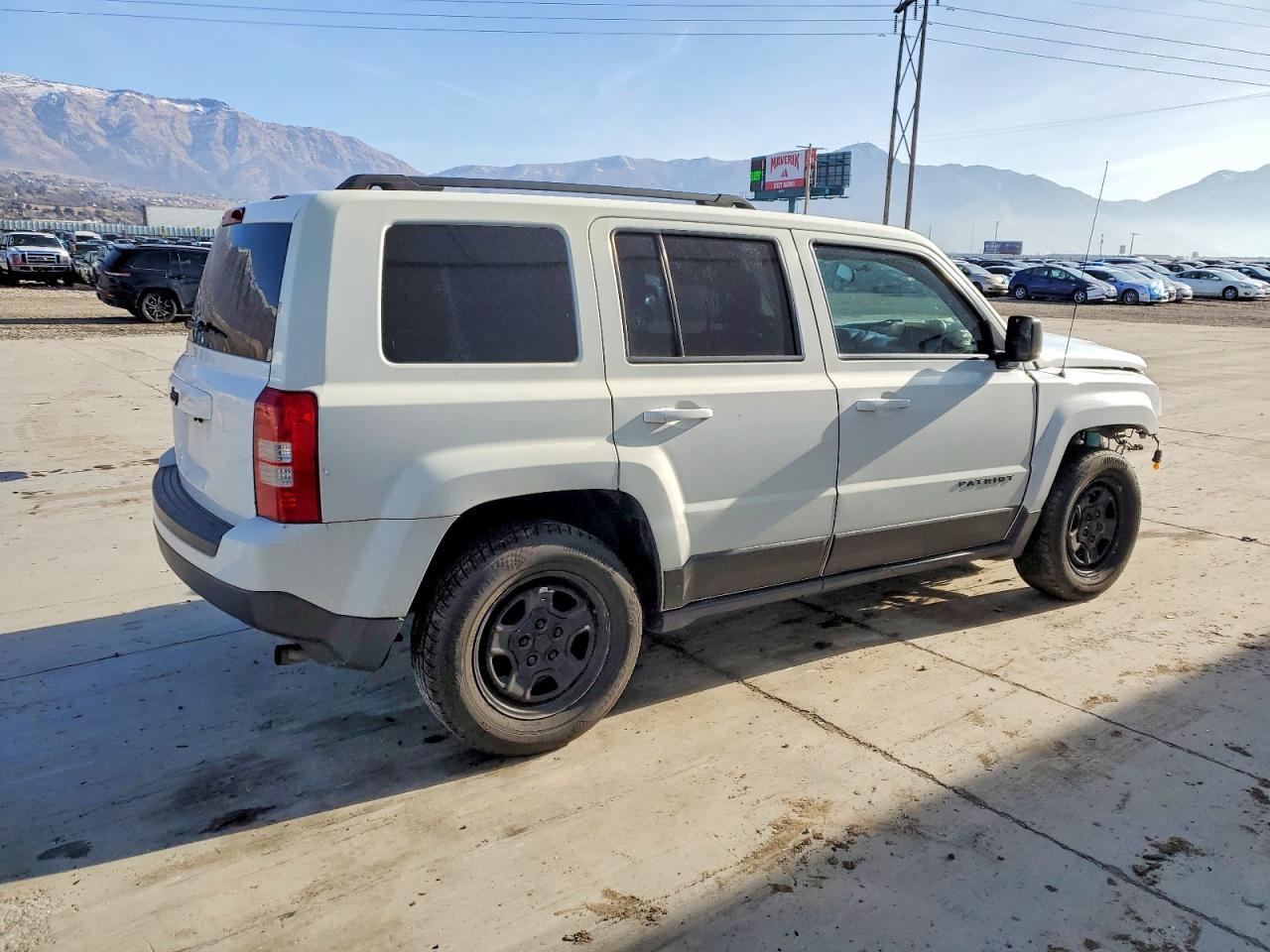 2014 Jeep Patriot Sport - Image 3