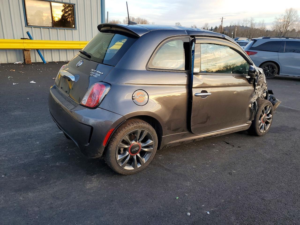 2019 Fiat 500 Pop - Фото 3