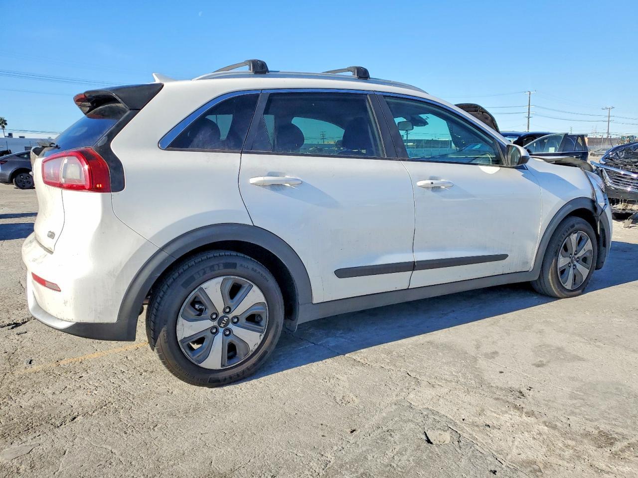 2019 Kia Niro Fe - Image 3