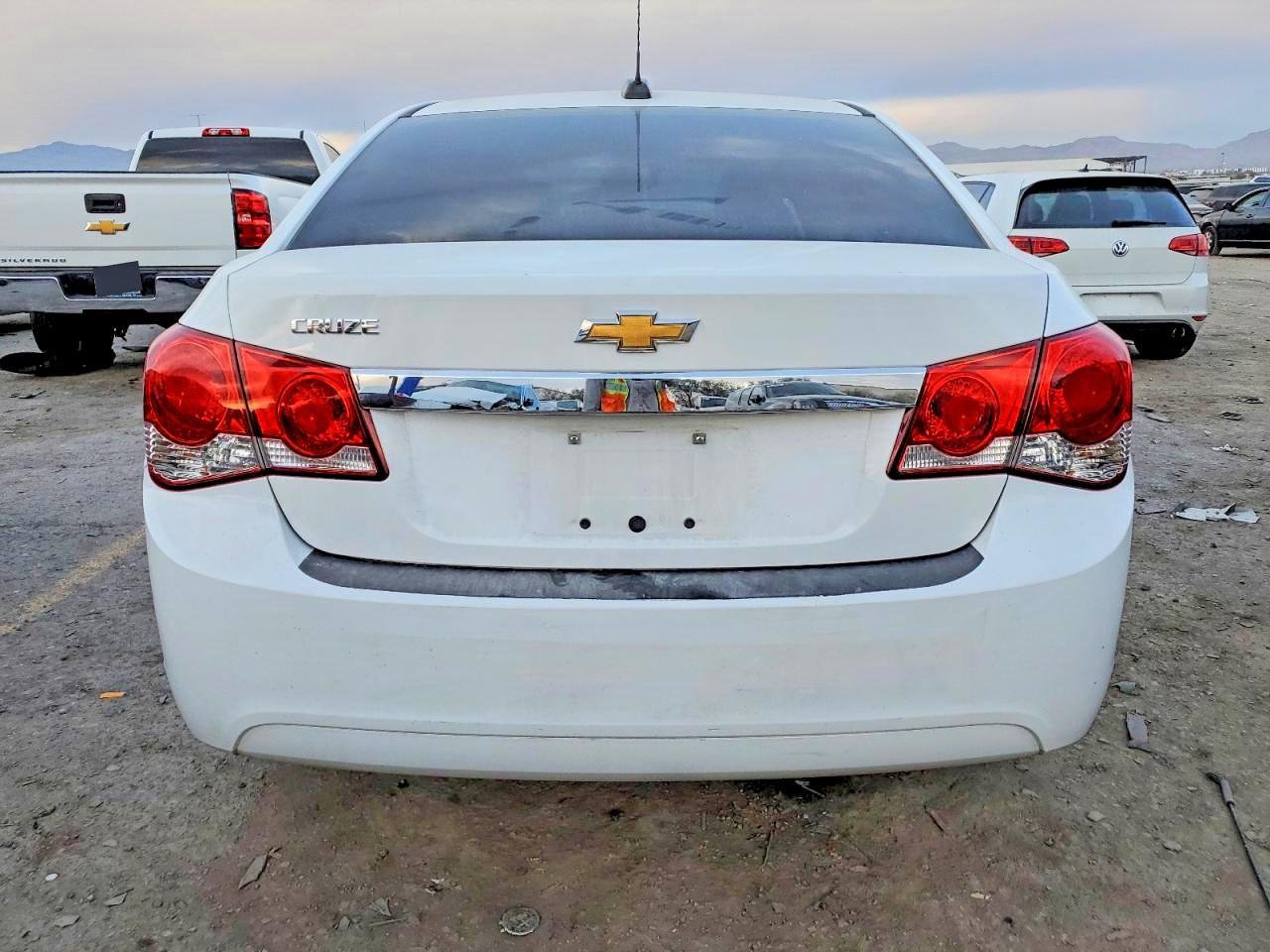 2015 Chevrolet Cruze Ls - Фото 6