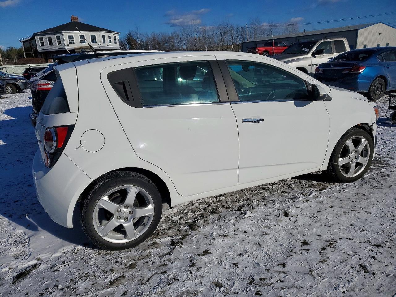 2013 Chevrolet Sonic Ltz - Image 3
