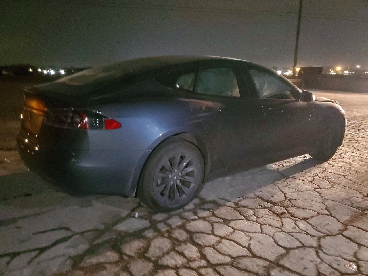 2018 Tesla Model S - Image 3