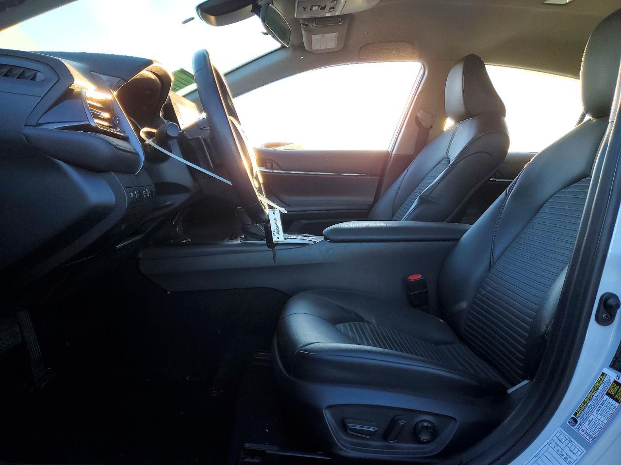 2023 Toyota Camry Se - Фото 7
