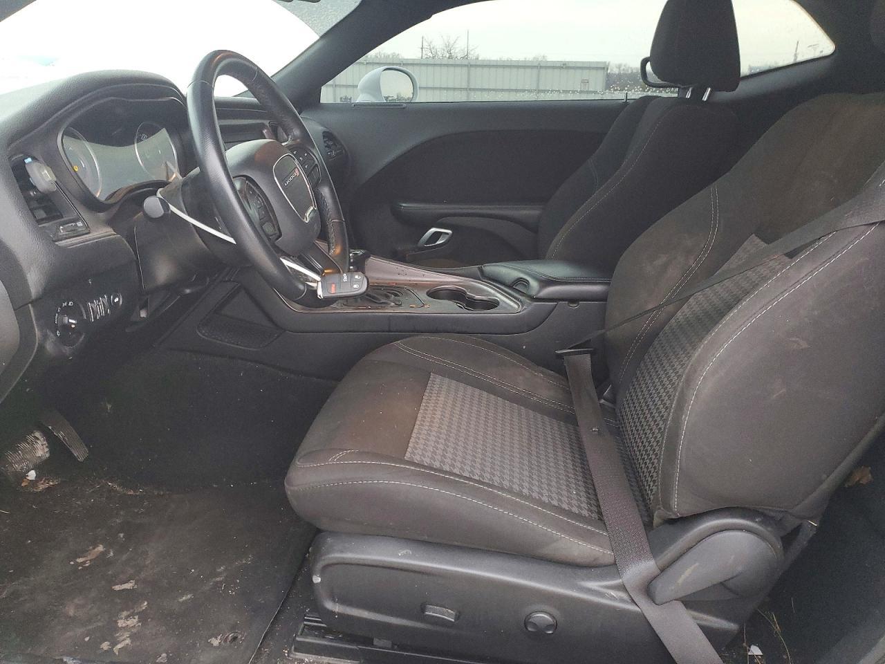 2023 Dodge Challenger Sxt - Image 7