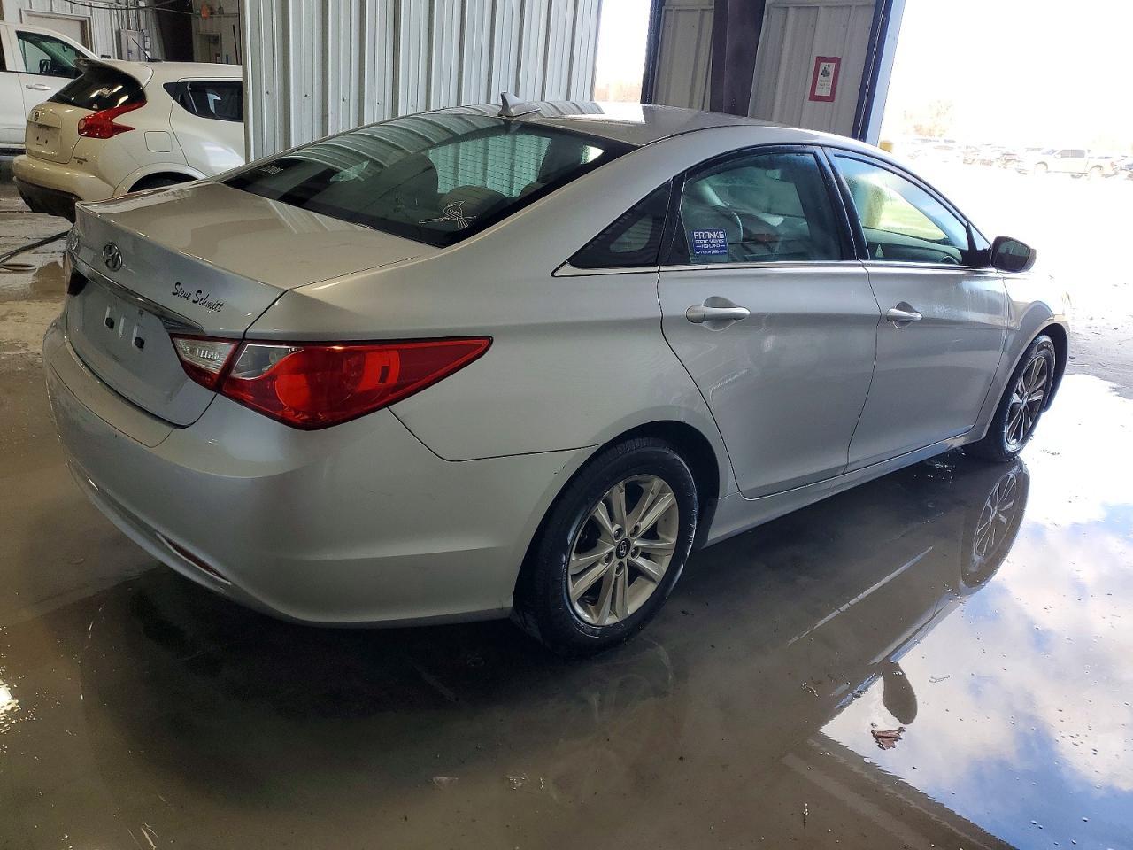 2011 Hyundai Sonata Gls - Фото 3