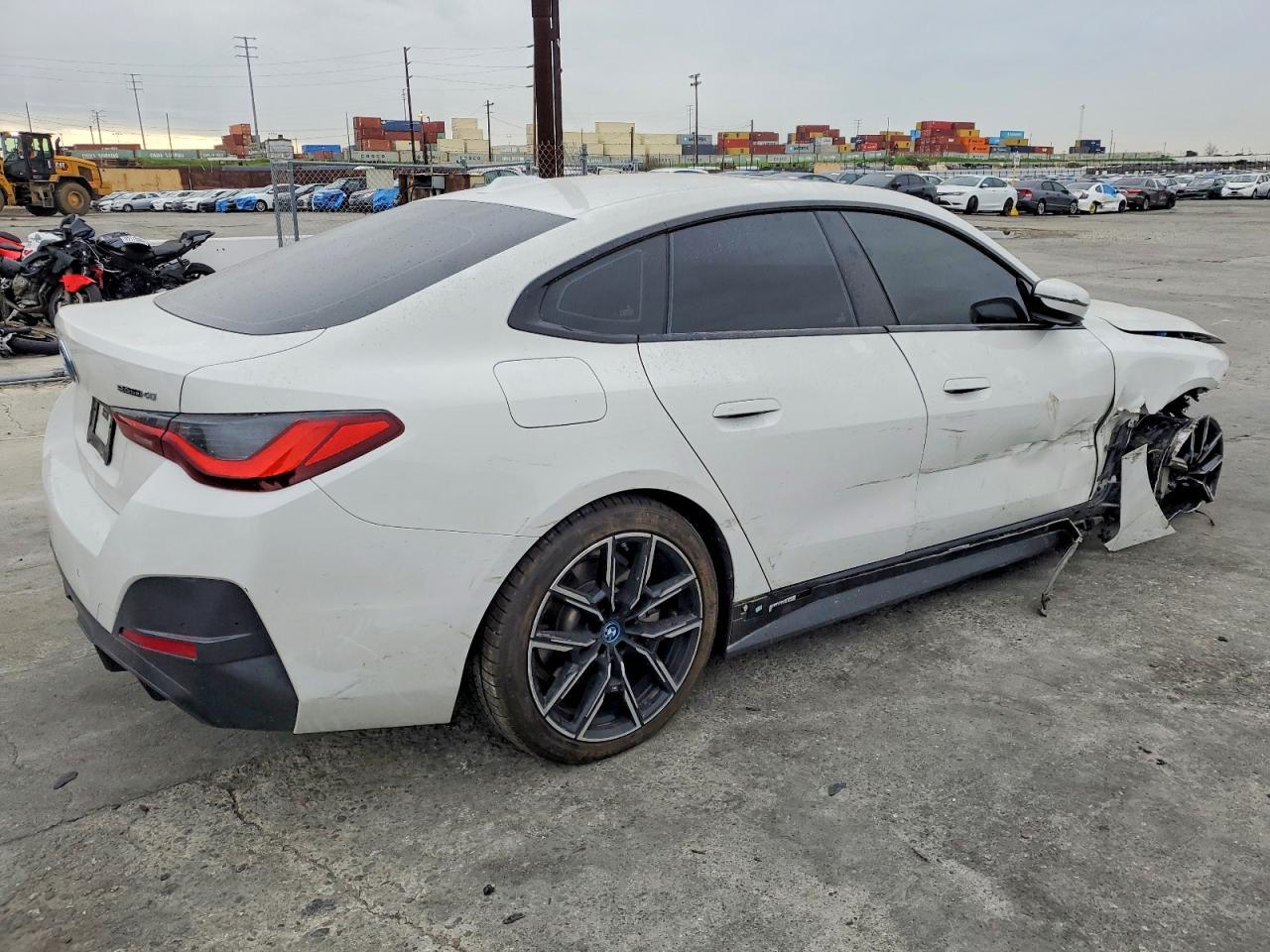 2024 BMW I4 Edrive 40 - Фото 3