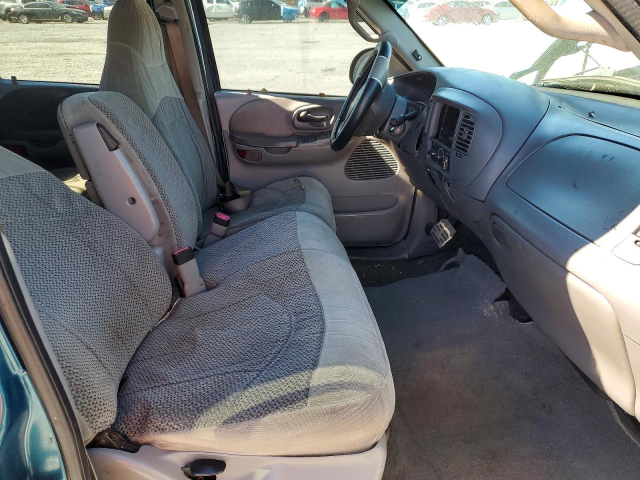 2001 Ford F150 Supercrew - Image 7