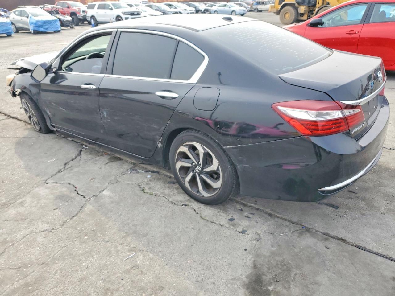 2016 Honda Accord Ex - Image 2