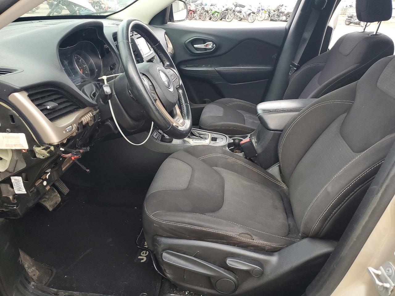 2015 Jeep Cherokee Latitude - Фото 7