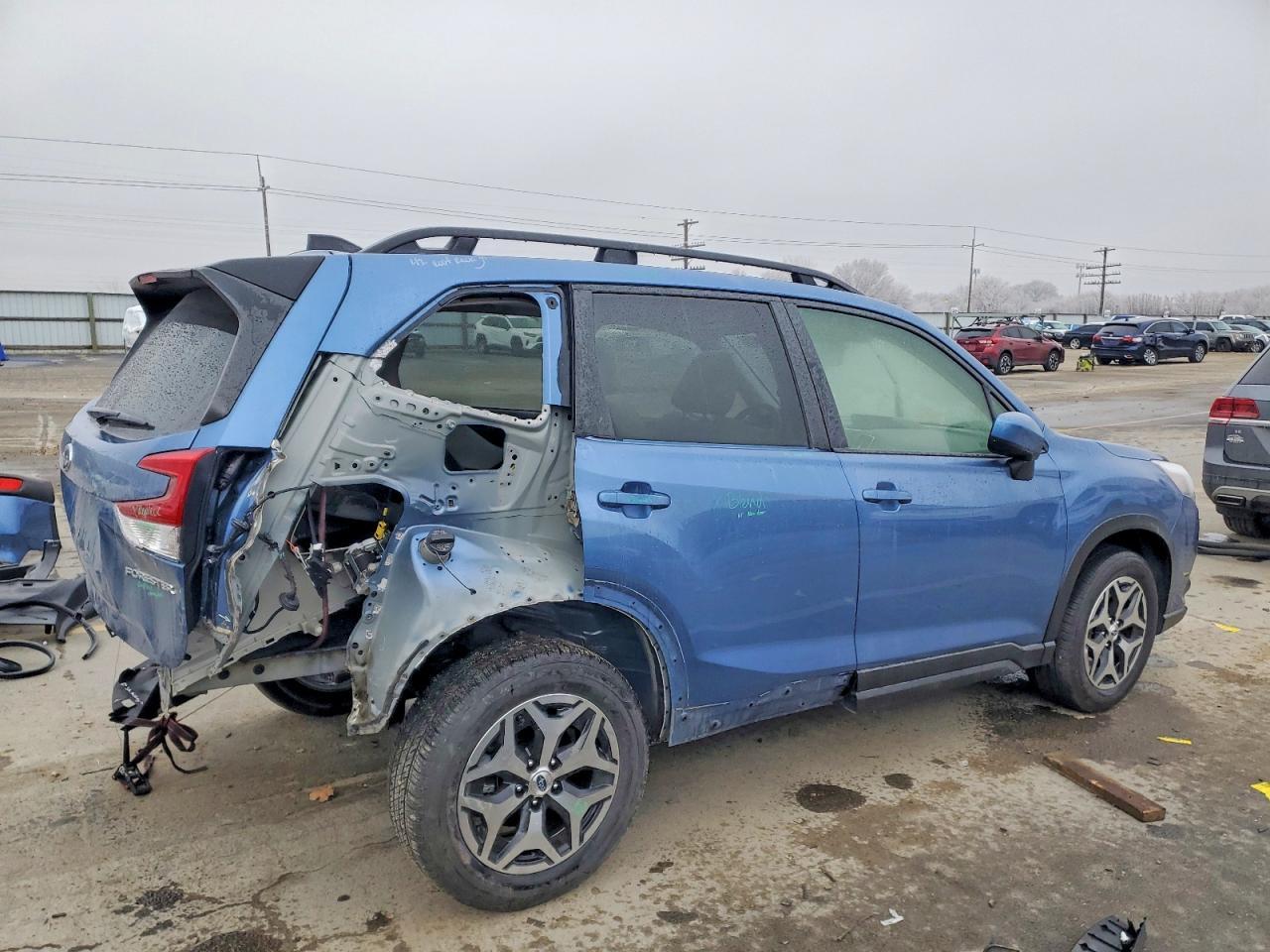 2024 Subaru Forester Premium - Фото 3