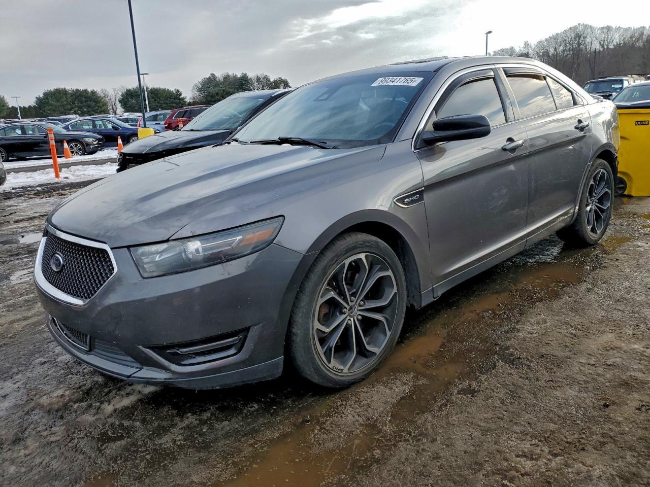 2013 Ford Taurus Sho