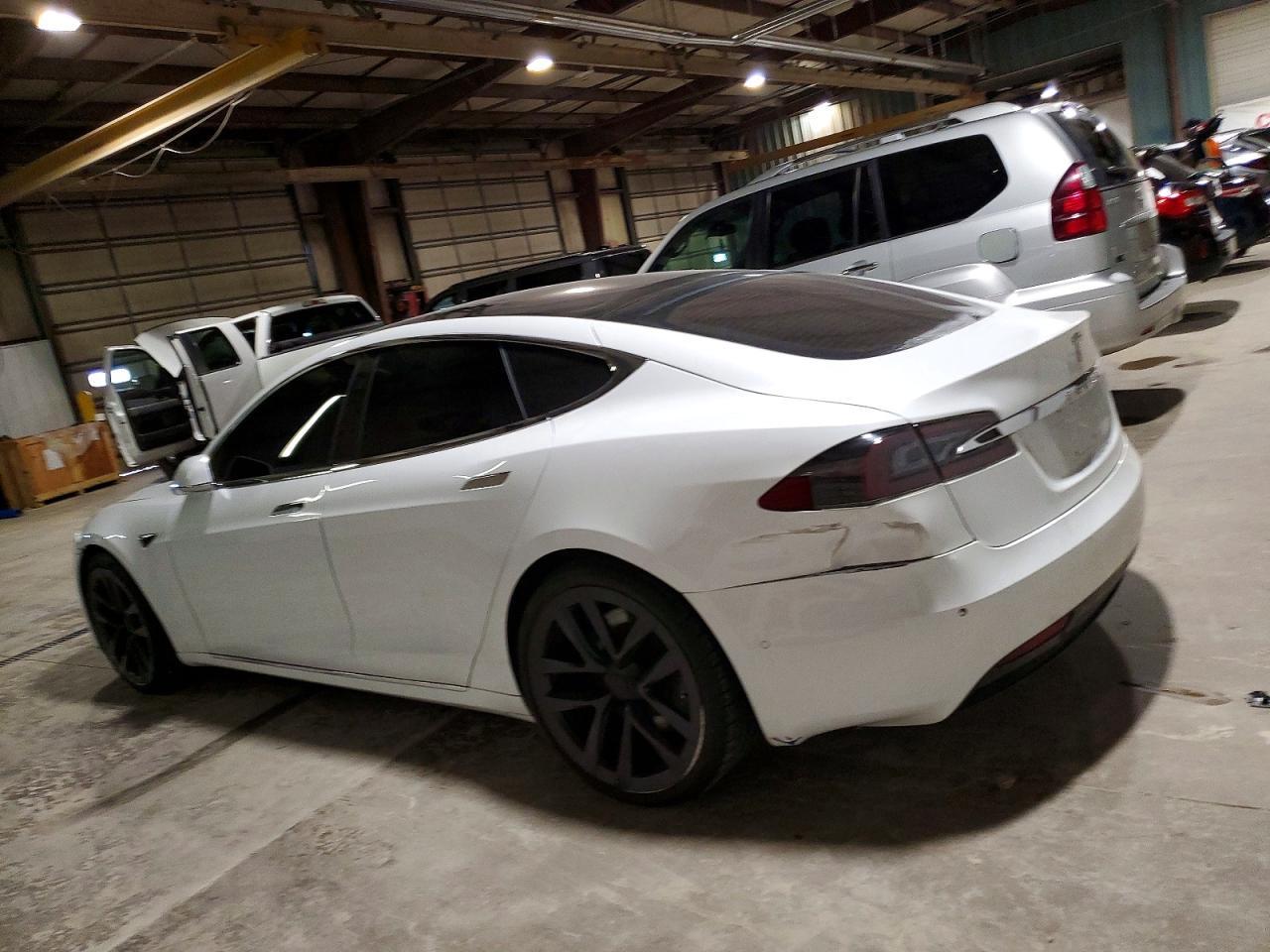 2018 Tesla Model S - Image 2