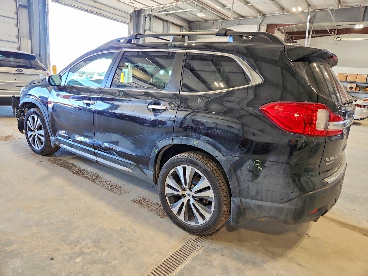 2020 Subaru Ascent Touring - Фото 2