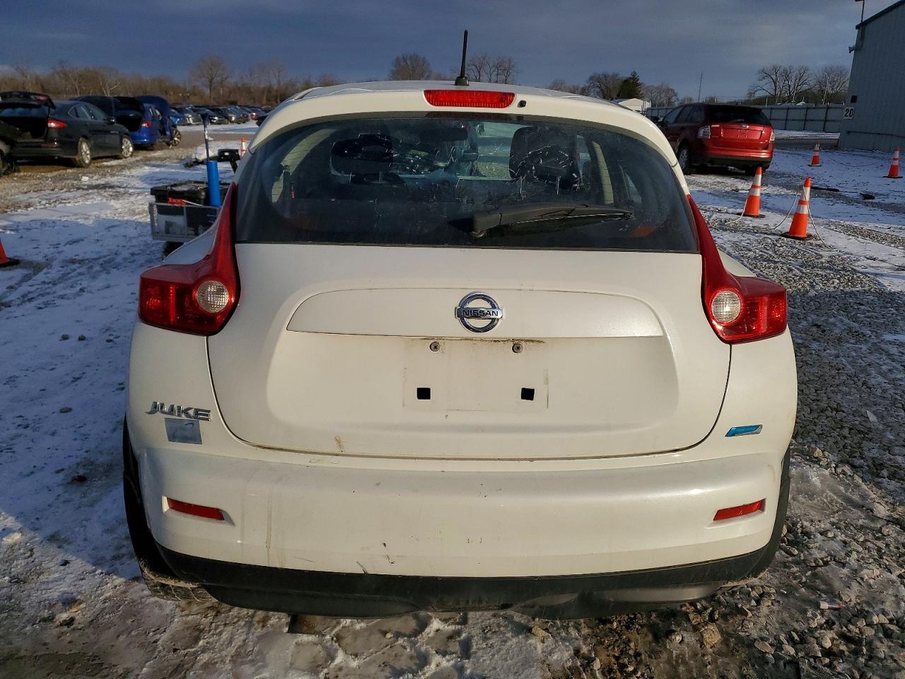 2014 Nissan Juke S - Image 6