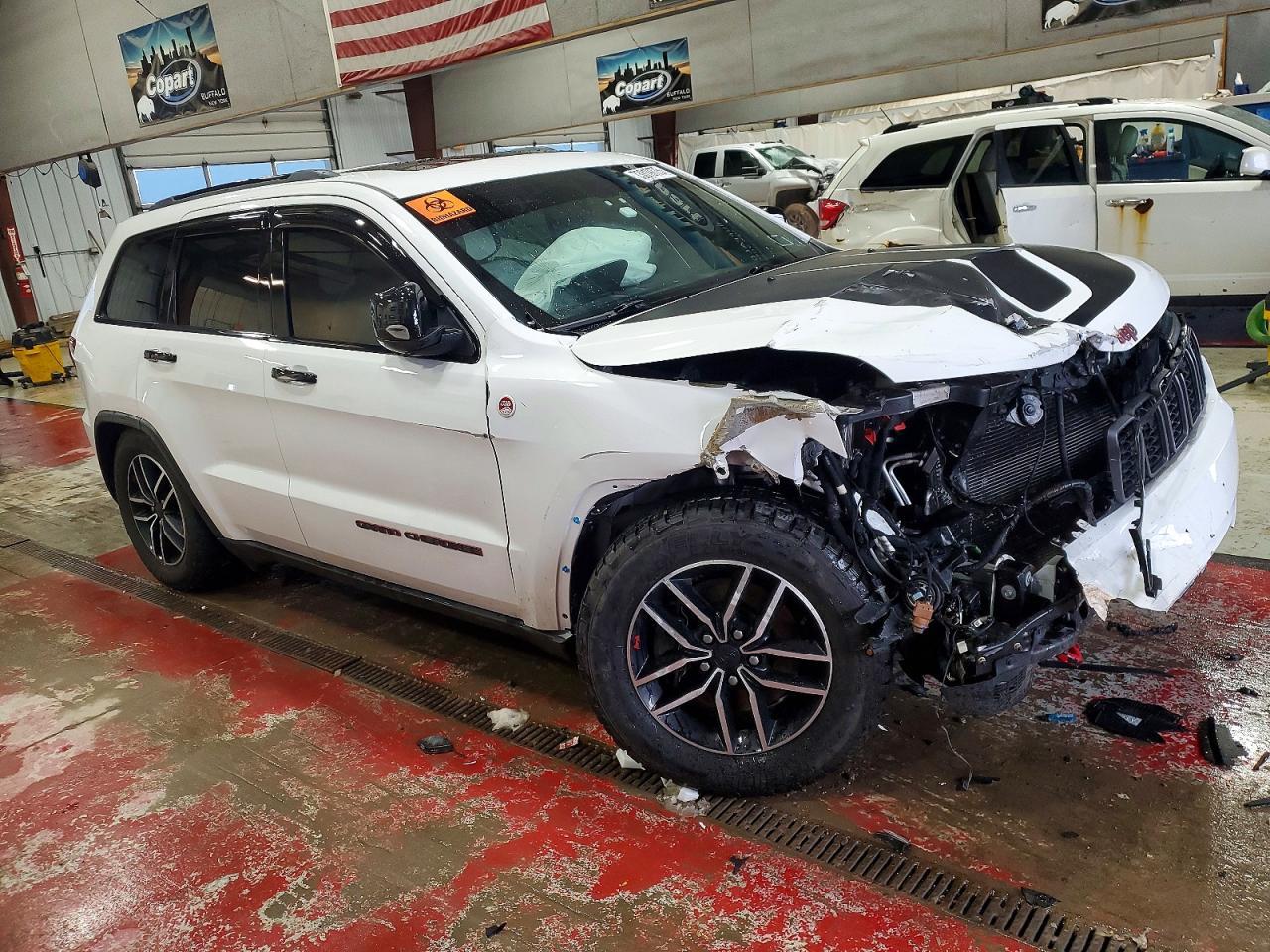 2021 Jeep Grand Cherokee Trailhawk - Image 4