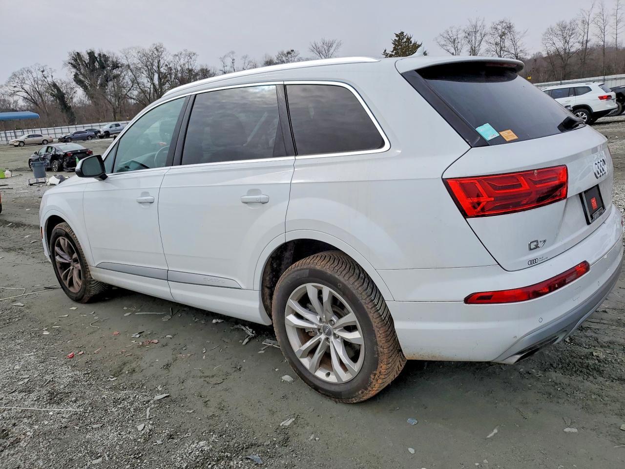 2018 Audi Q7 Premium Plus - Фото 2