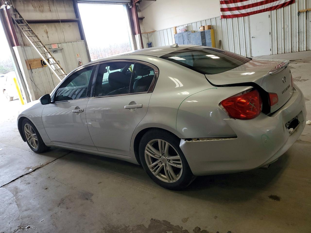 2010 Infiniti G 37S - Image 2