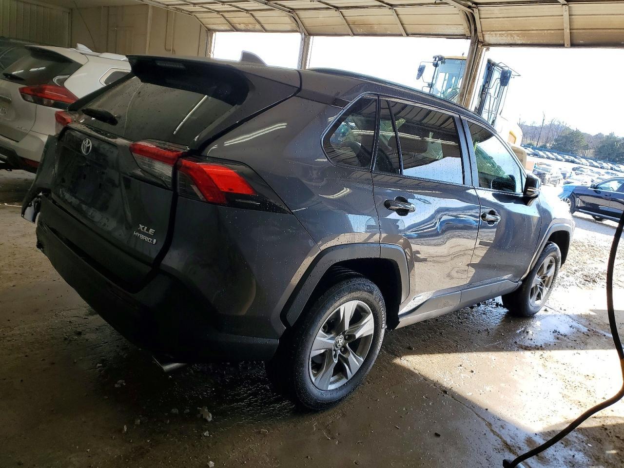 2022 Toyota Rav4 Hybrid Xle - Фото 3