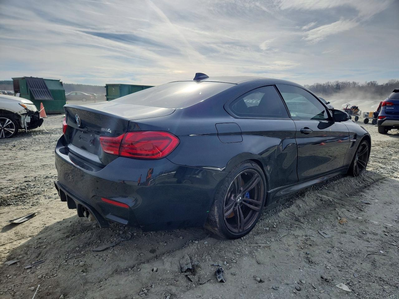 2015 BMW M4 - Фото 3