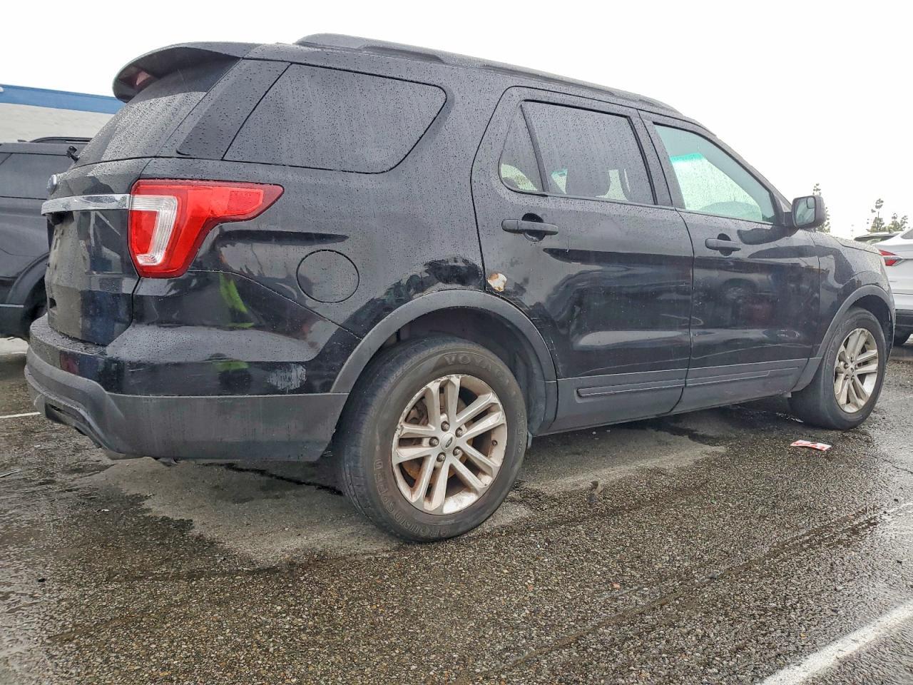 2016 Ford Explorer - Фото 3