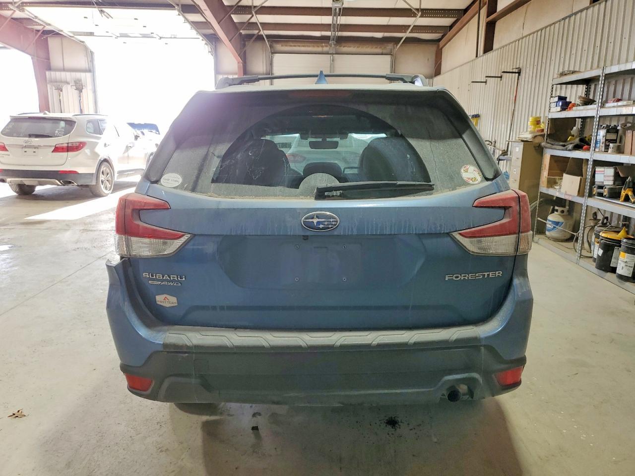 2021 Subaru Forester Premium - Фото 6