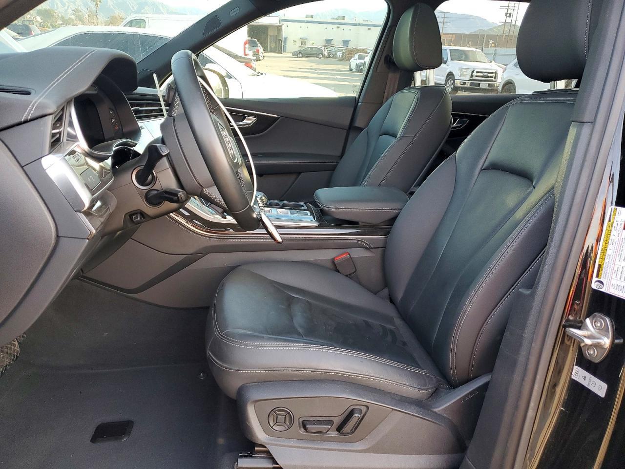 2025 Audi Q7 Premium Plus - Фото 7
