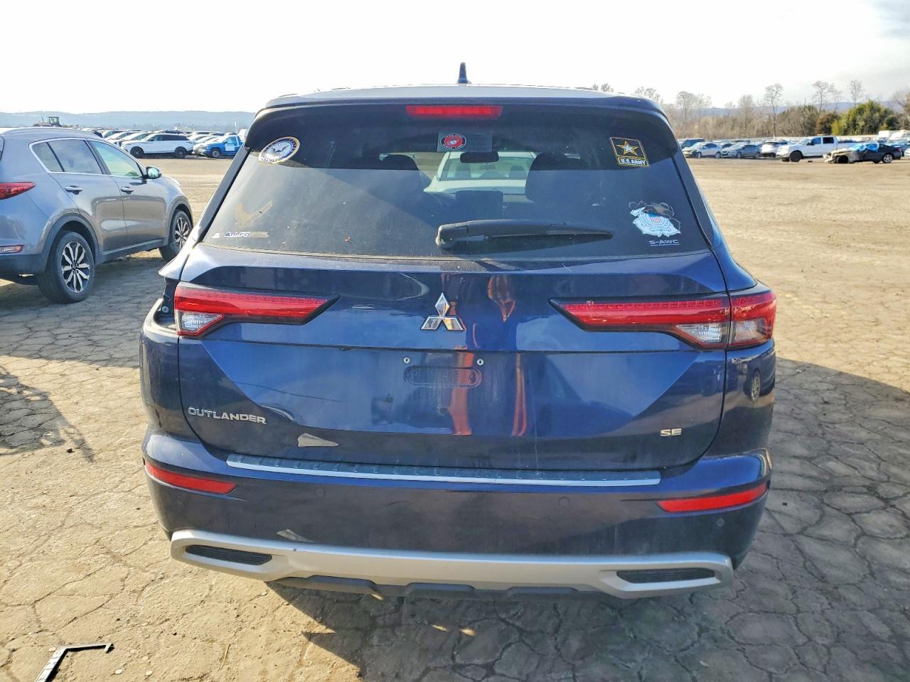2022 Mitsubishi Outlander Se - Image 6