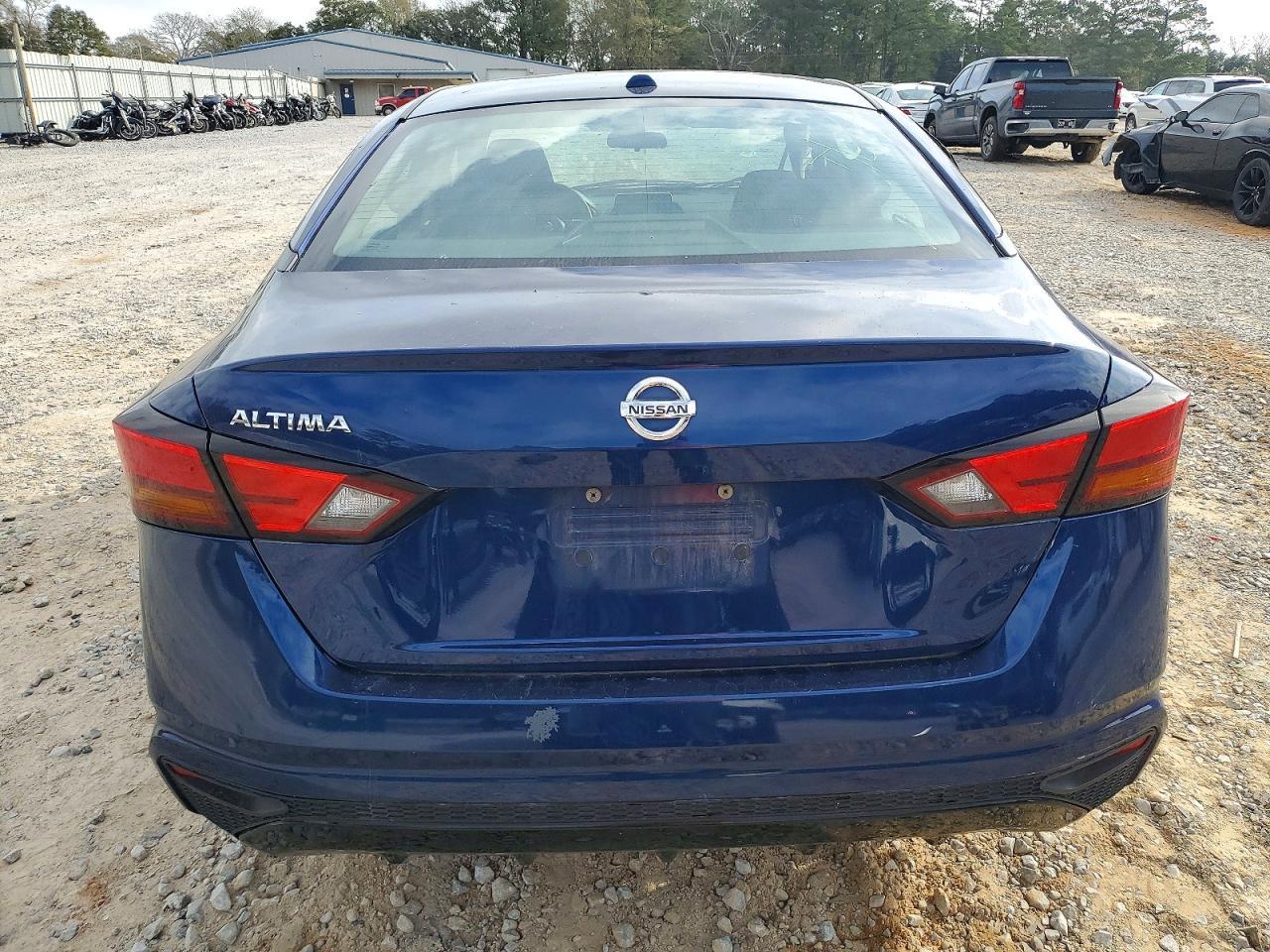 2019 Nissan Altima S - Фото 6