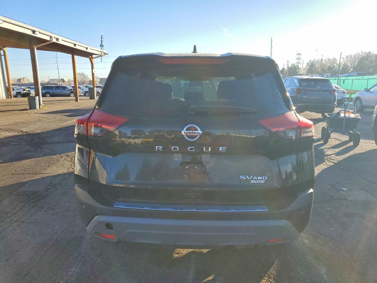 2021 Nissan Rogue Sv - Image 6