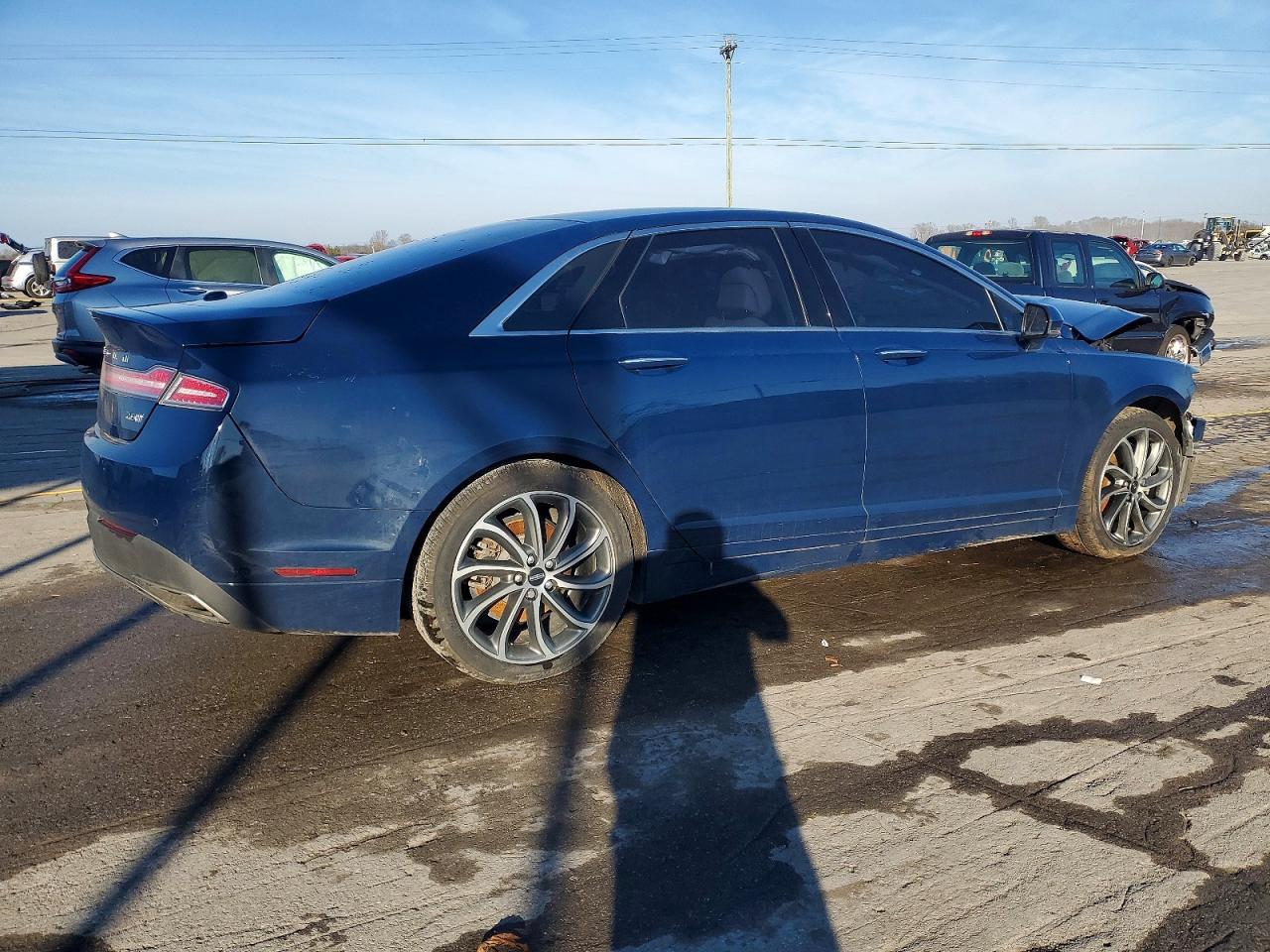 2018 Lincoln Mkz Hybrid Reserve - Image 3