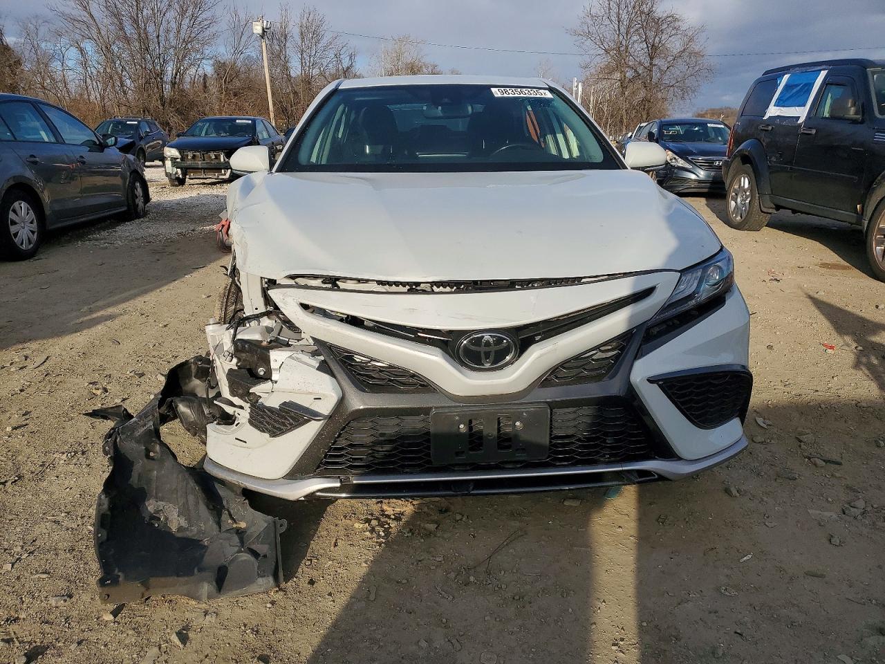 2022 Toyota Camry Xse - Фото 5