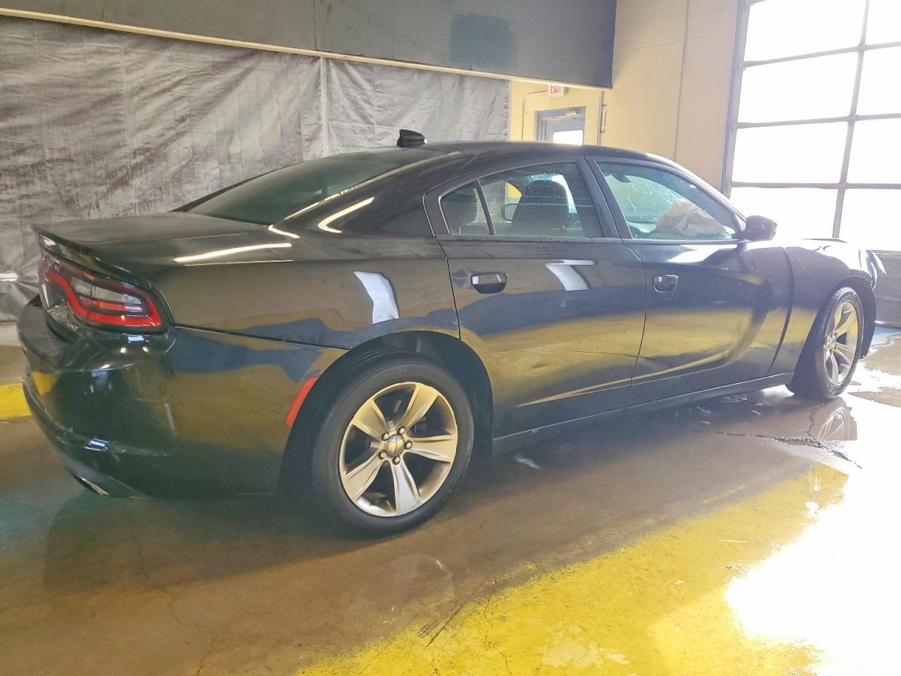 2015 Dodge Charger Sxt - Фото 3