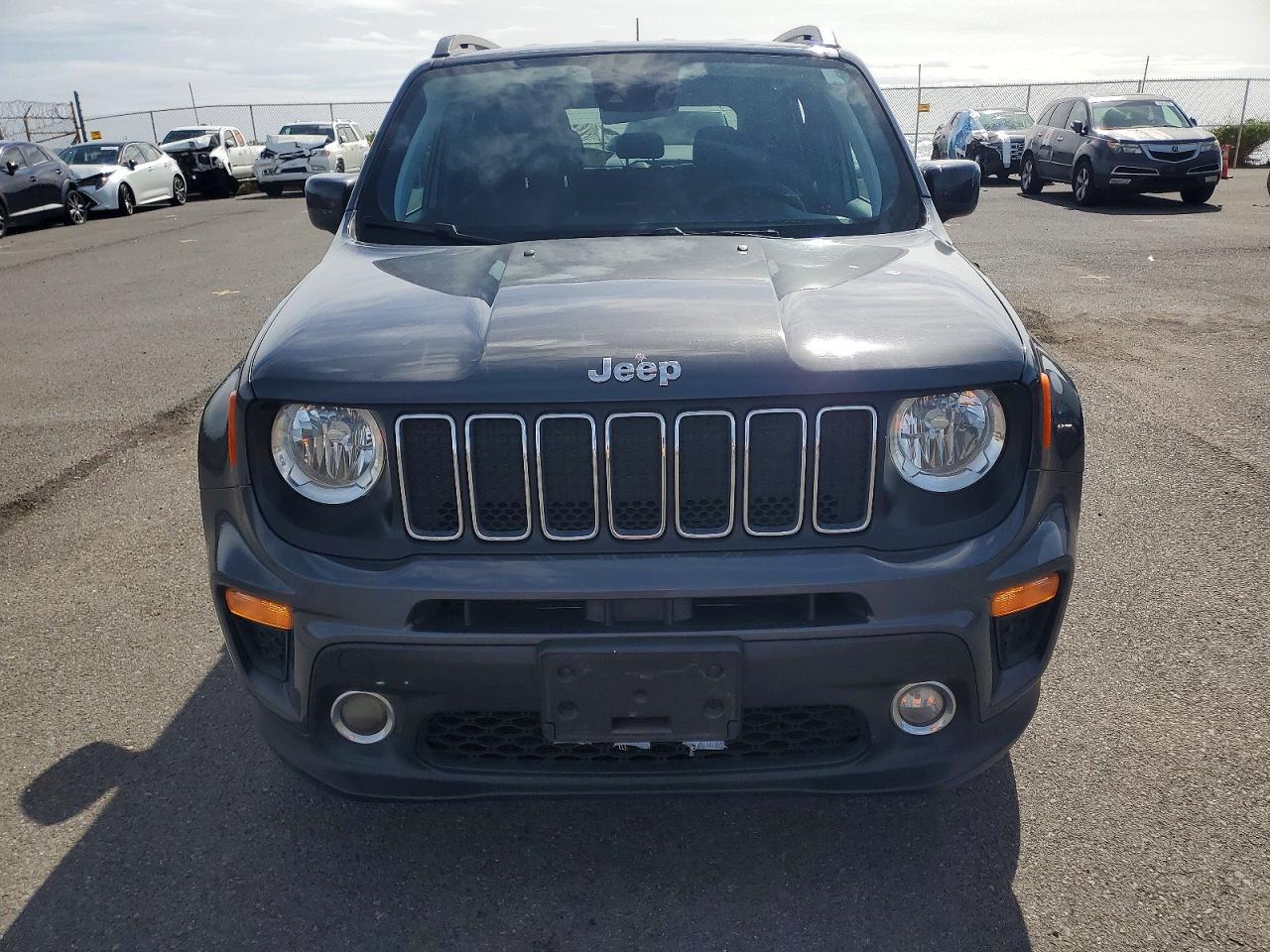 2021 Jeep Renegade Latitude - Image 5
