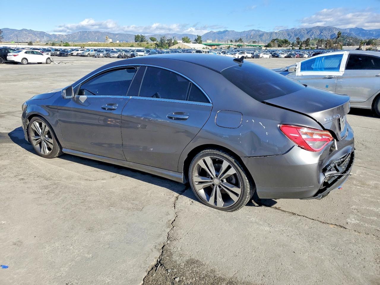 2016 Mercedes Benz Cla - Фото 2