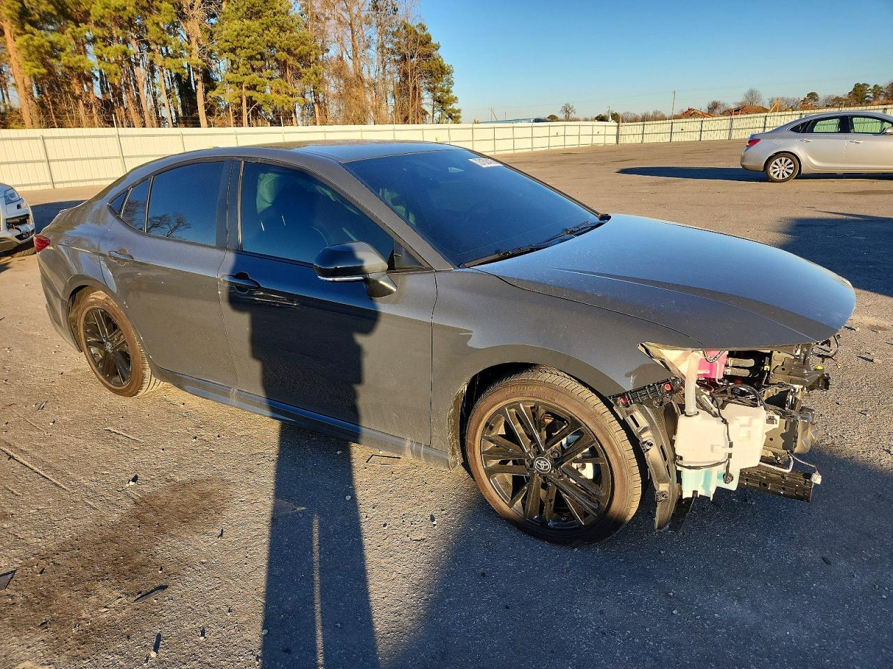 2025 Toyota Camry - Фото 4