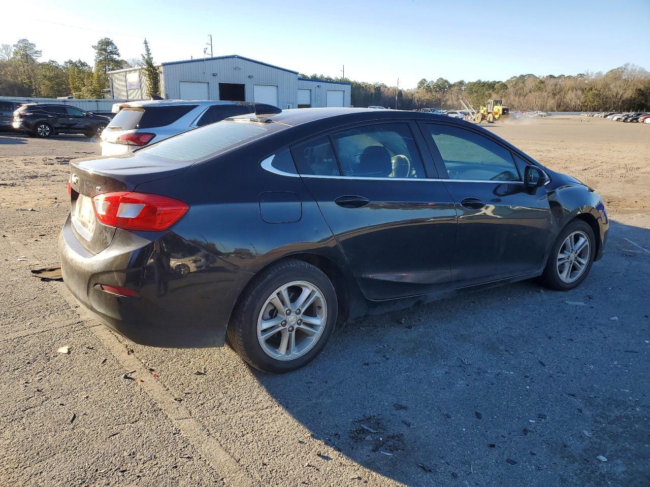 2017 Chevrolet Cruze Lt - Фото 3