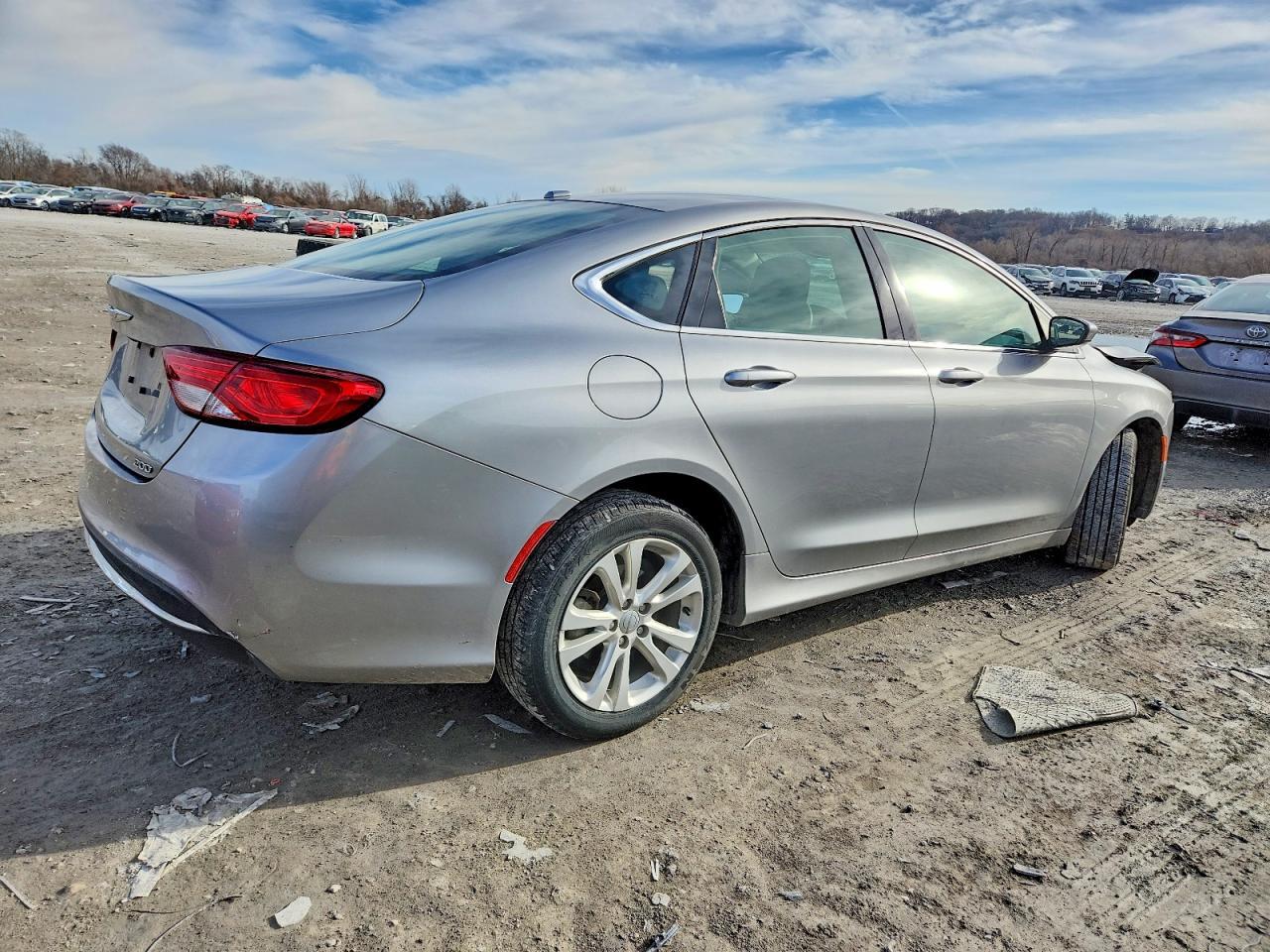 2016 Chrysler 200 Limited - Фото 3