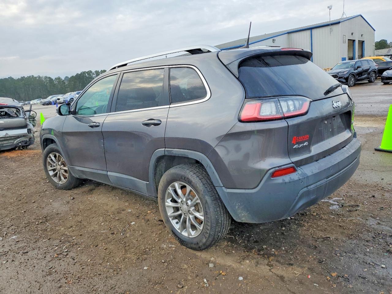 2019 Jeep Cherokee Latitude Plus - Фото 2