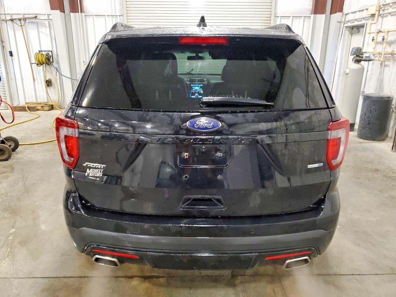 2016 Ford Explorer Sport - Image 6