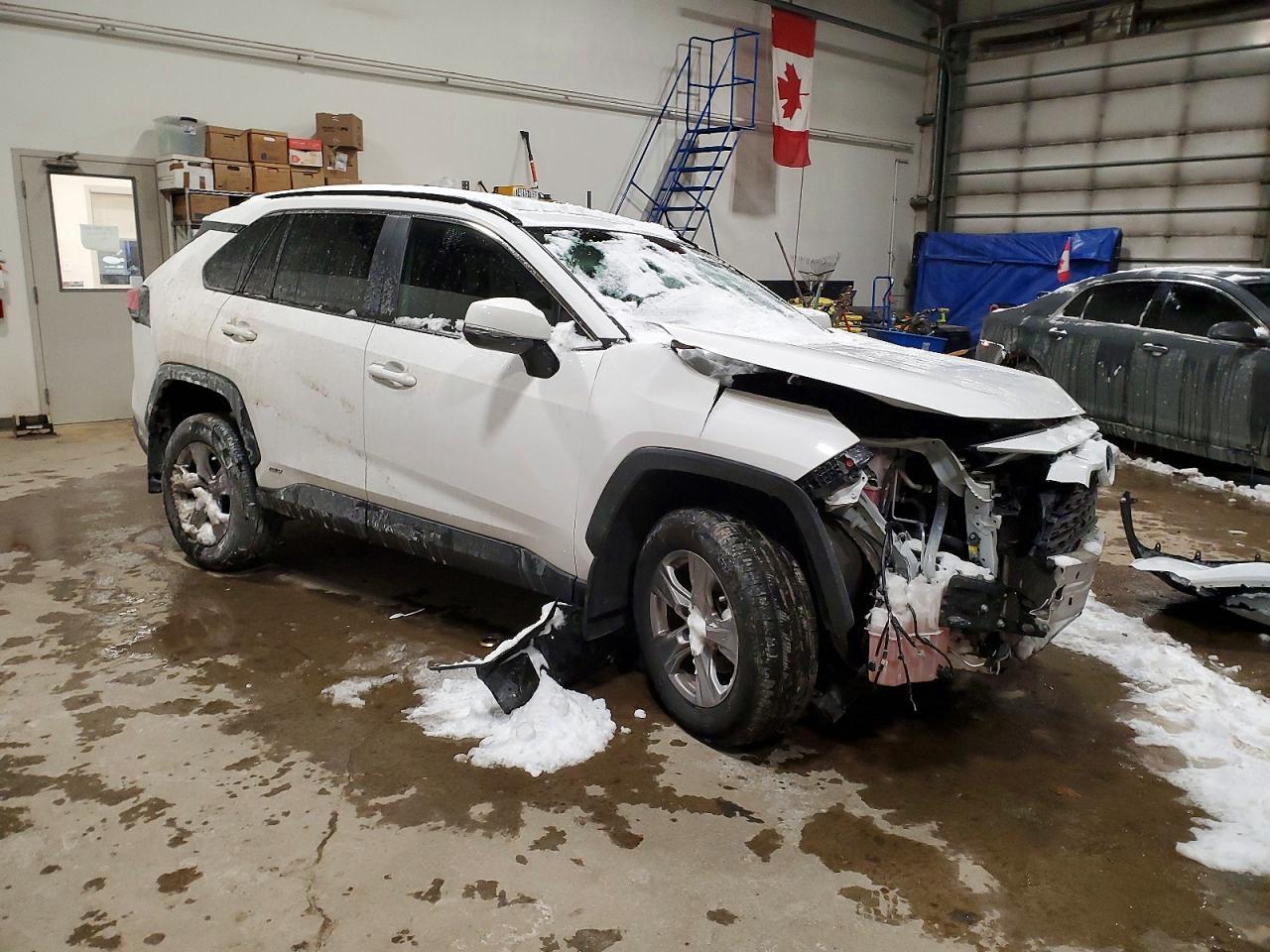 2024 Toyota Rav4 Xle - Фото 4