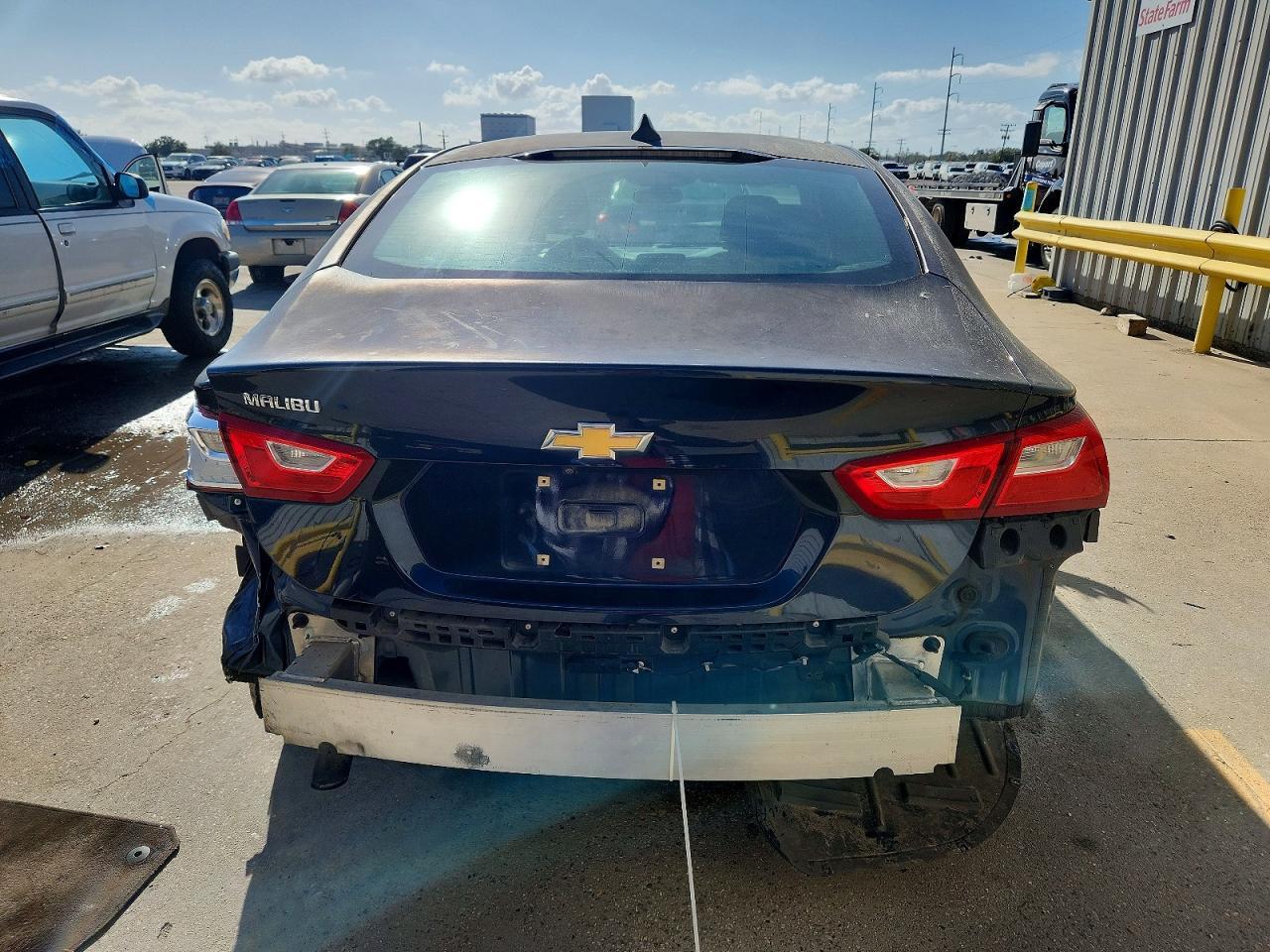 2018 Chevrolet Malibu Ls - Фото 6