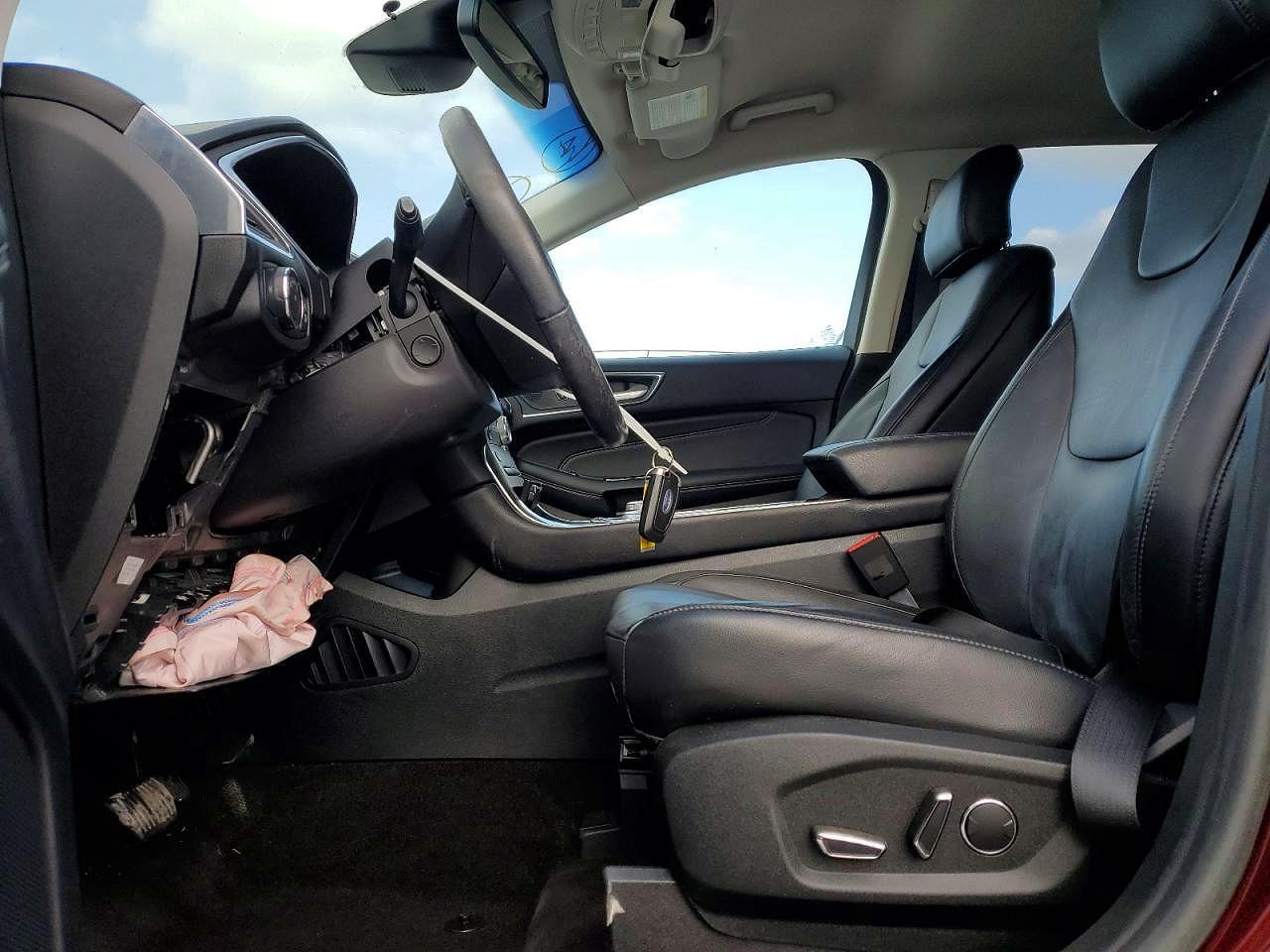 2019 Ford Edge Titanium - Image 7