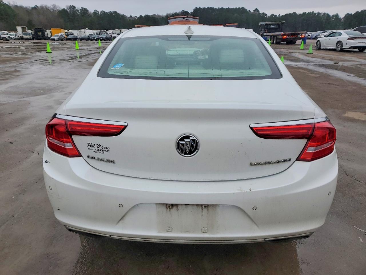 2017 Buick Lacrosse Premium - Фото 6