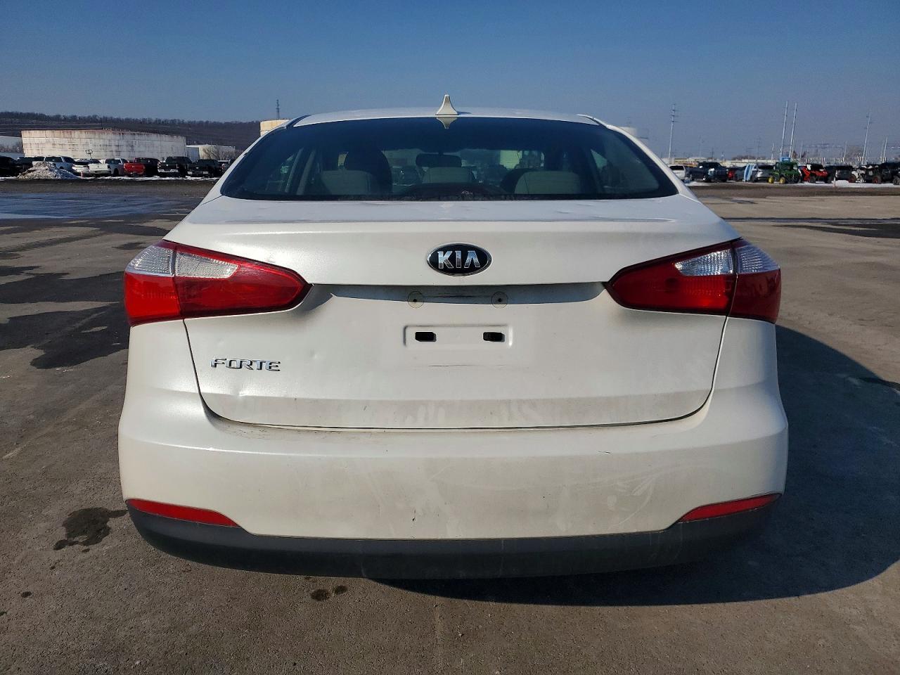 2016 Kia Forte Lx - Image 6