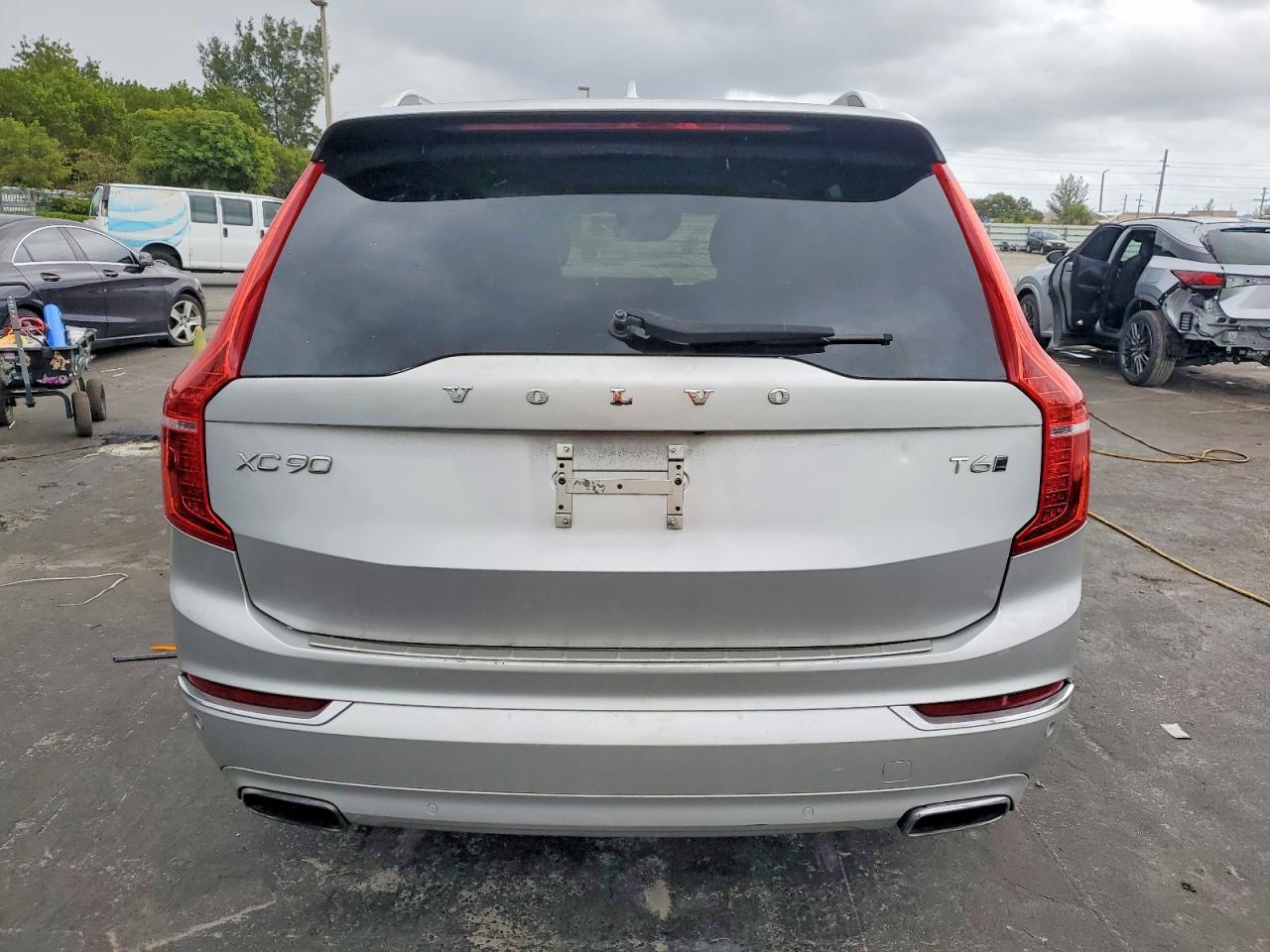 2017 Volvo Xc90 T6 - Фото 6