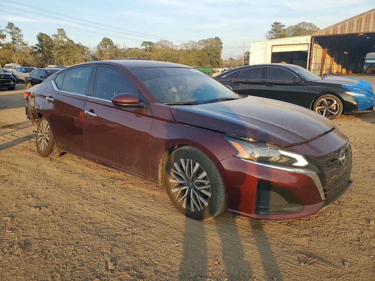 2023 Nissan Altima Sv - Image 4