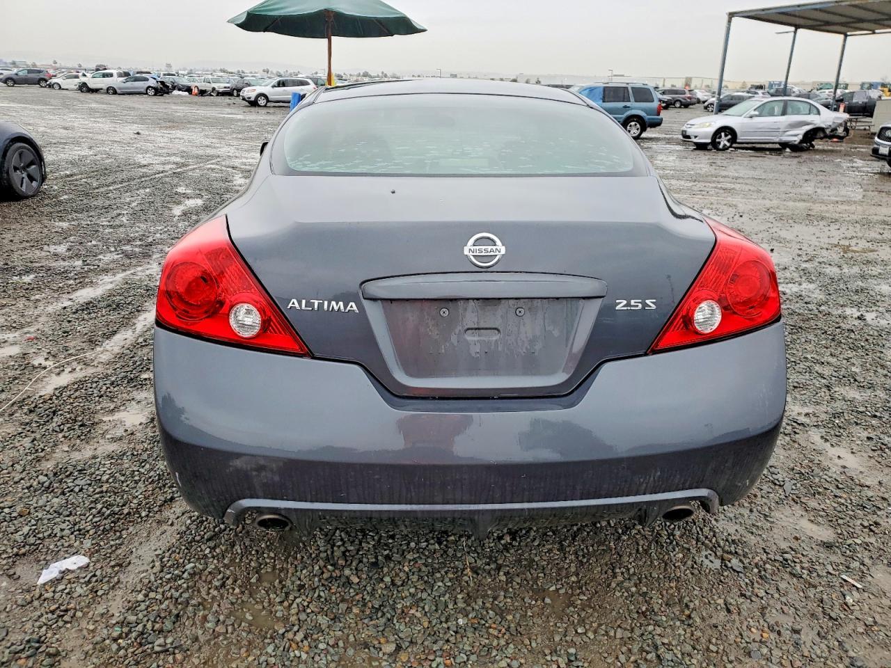 2011 Nissan Altima S - Image 6