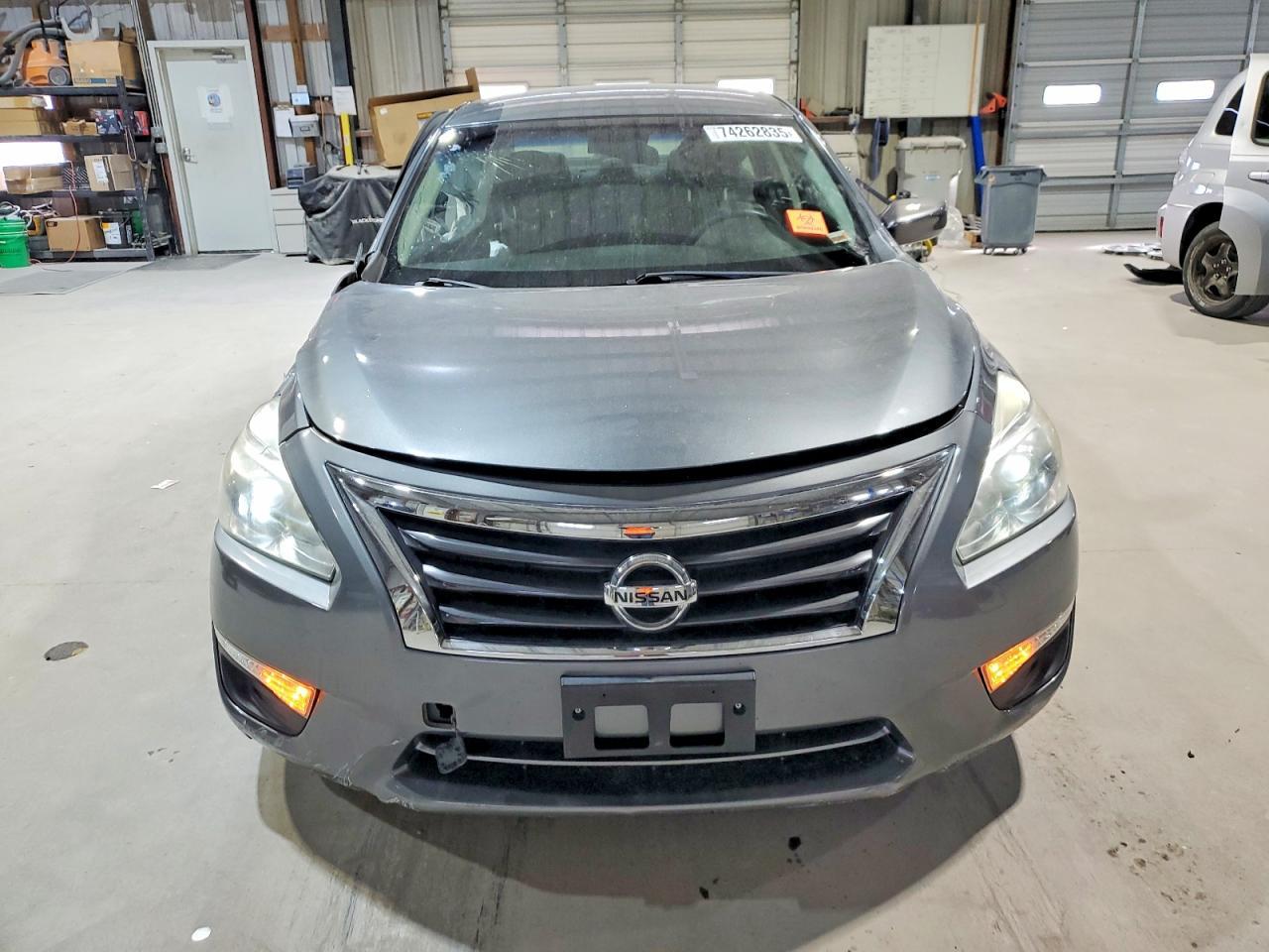 2014 Nissan Altima 2.5 - Image 5
