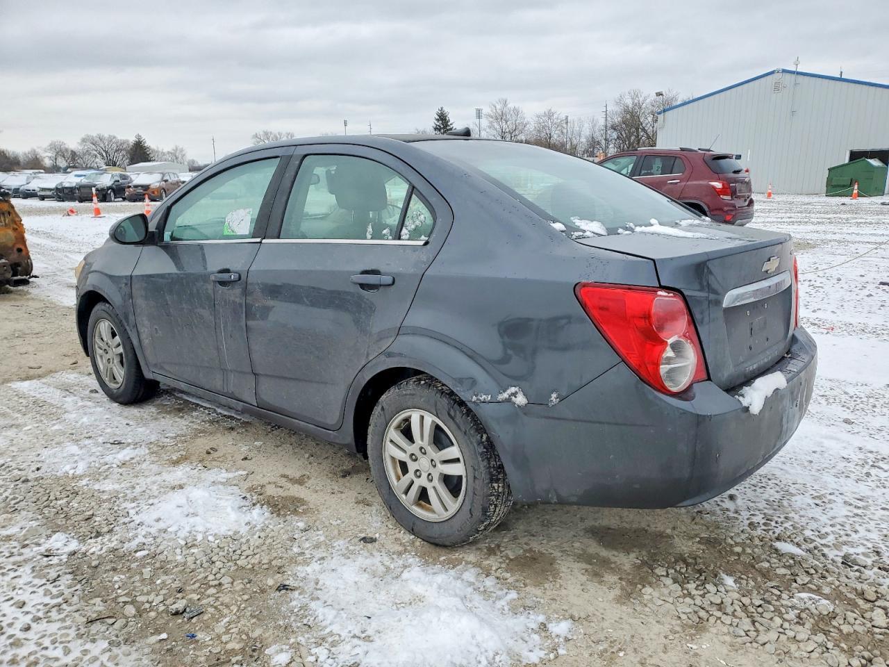 2013 Chevrolet Sonic Lt - Image 2
