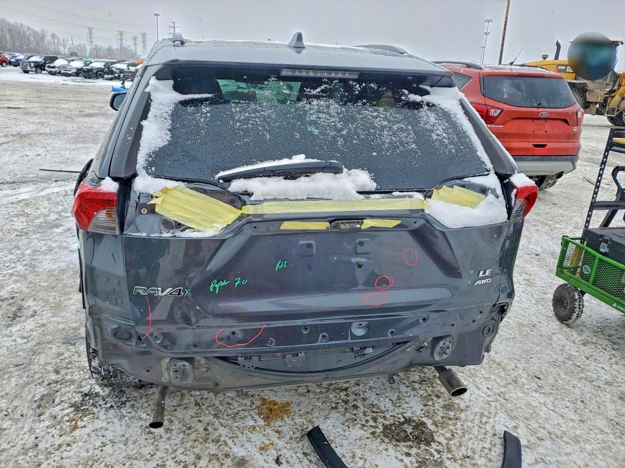 2020 Toyota Rav4 Le - Фото 6